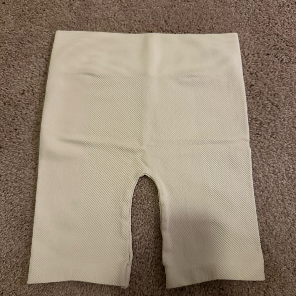 Nikibiki High Waist Women Shorts - Cream